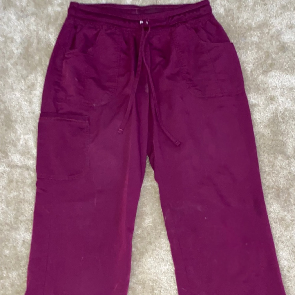 Medium scrub sets